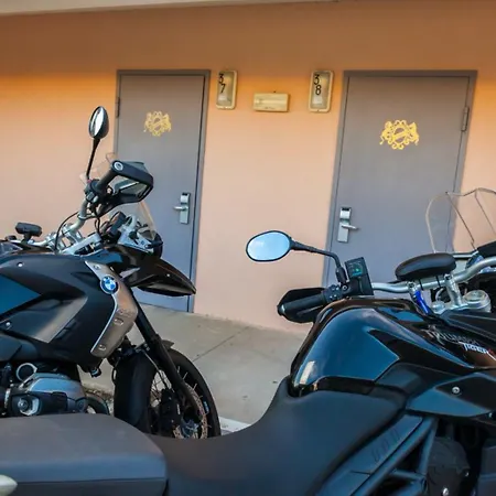 Autohotel 3*