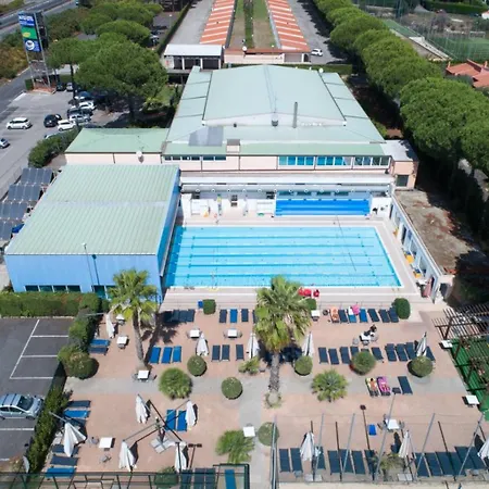 Autohotel Ξενοδοχείο Formello