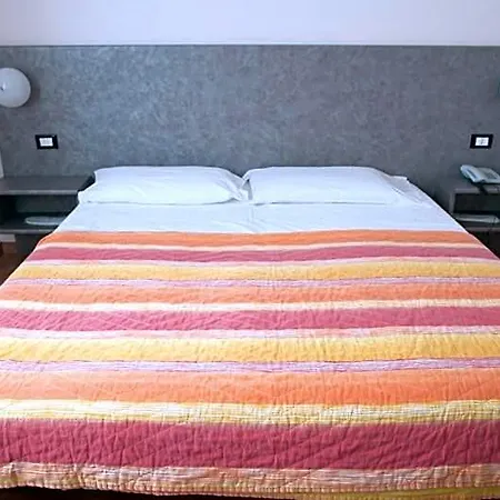 Autohotel 3* Formello