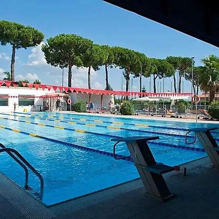 Autohotel 3* Formello